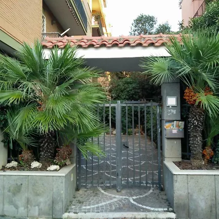 A Casa Di Elda, 5 Minuti Dal Mare Lido di Ostia